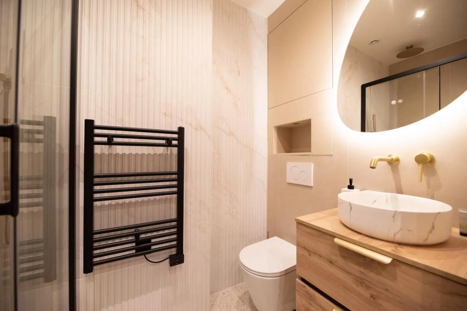 Cia - Rue De L'Etoile Haven, 4P Apartment Paris France