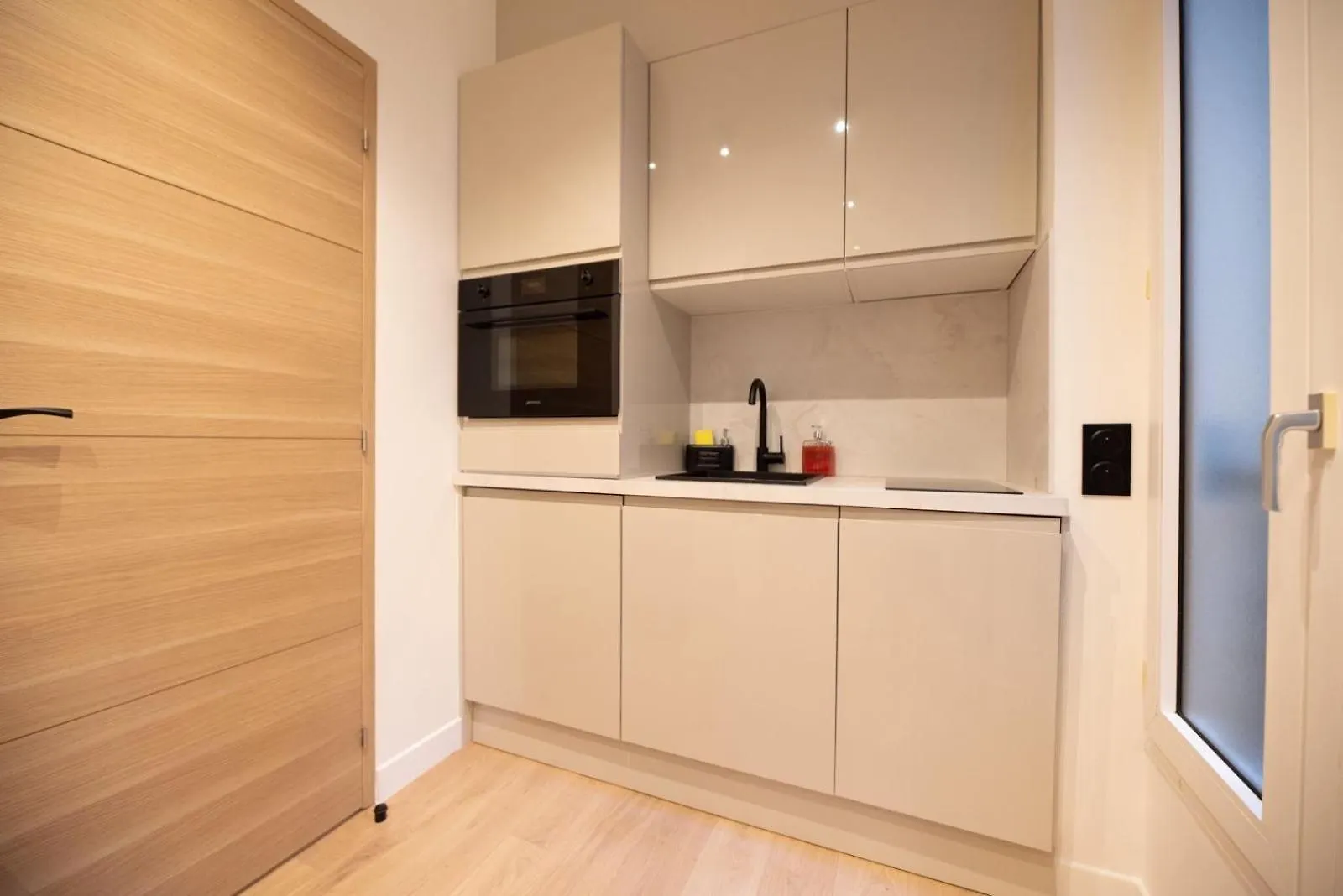 Cia - Rue De L'Etoile Haven, 4P Apartment Paris France